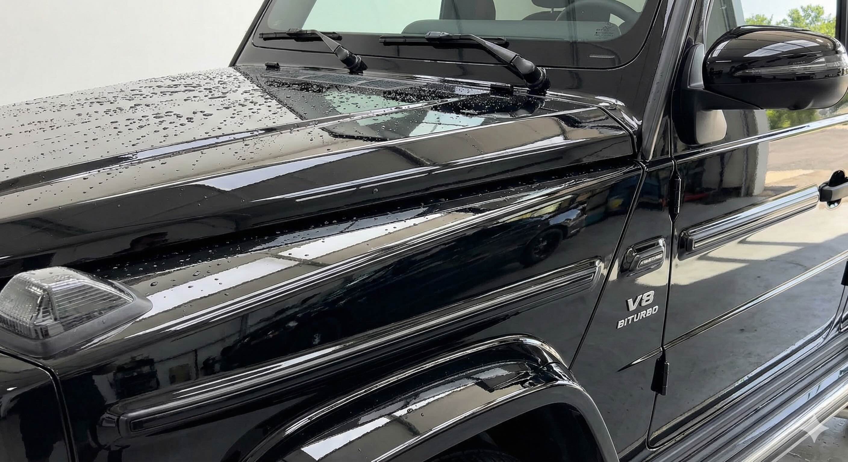 Hydrophobic and High Gloss Finish