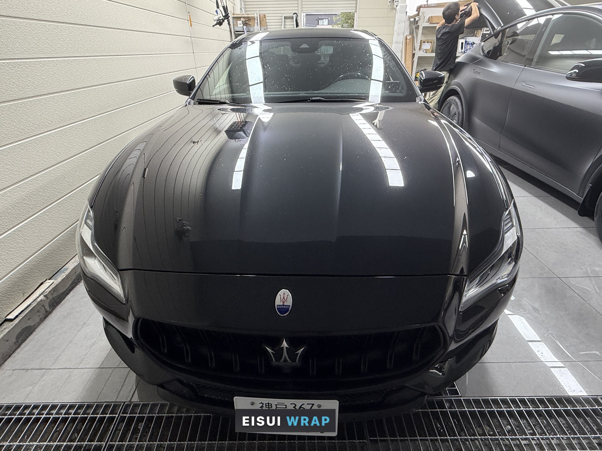 2018 Maserati Quattroporte: Black body before wrapping, front view