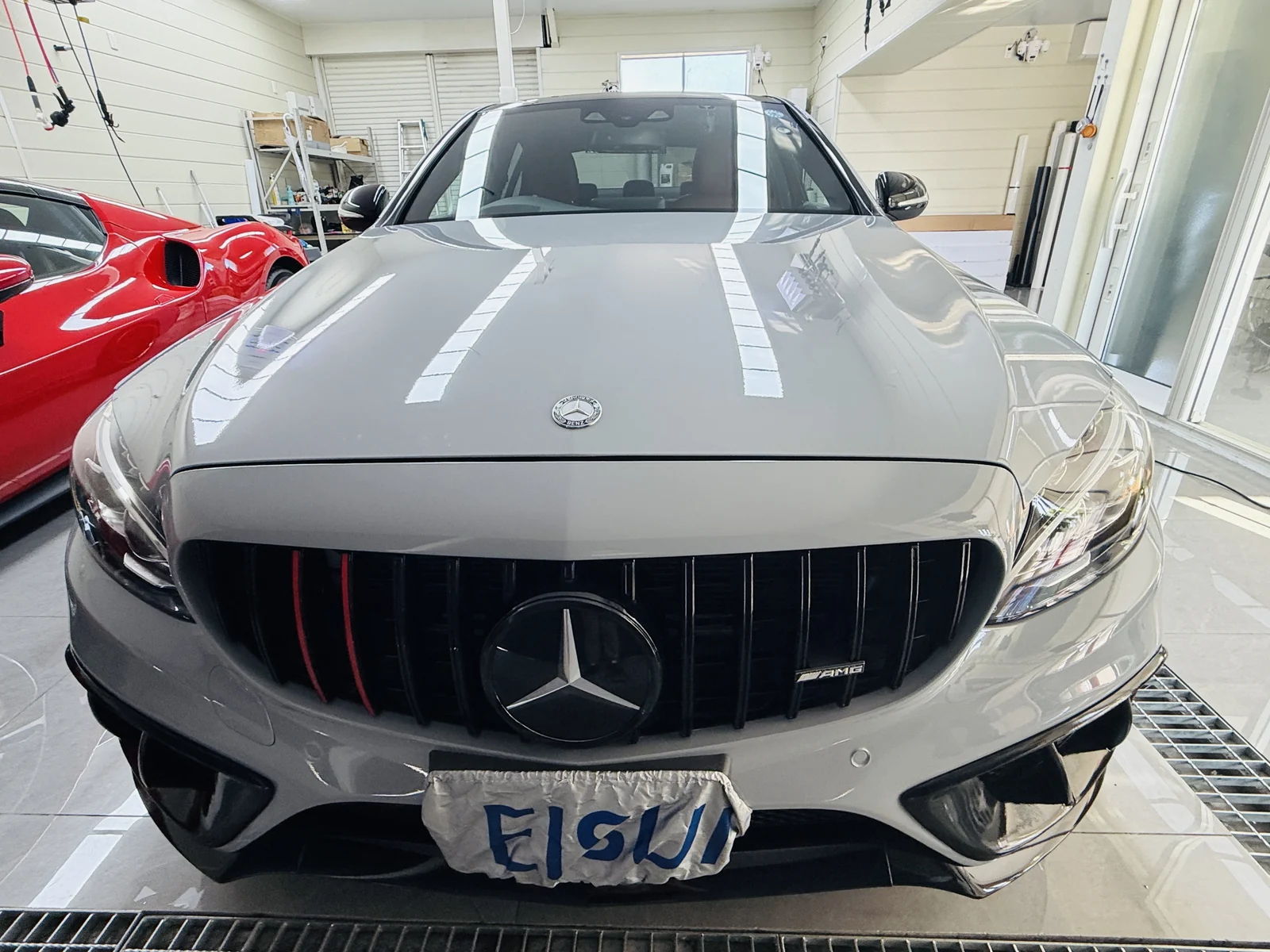 ベンツ W205 ナルドグレー フルラッピング フロント完成写真