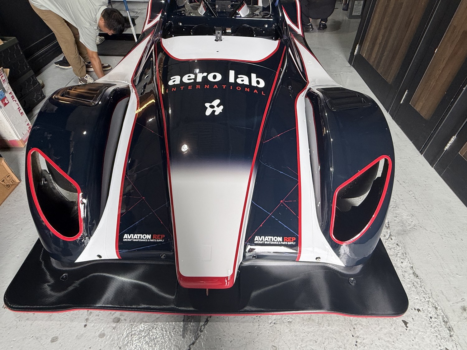 Radical SR3 XX レーシングリバリー施工後 フロント上部 大阪 EISUI WRAP