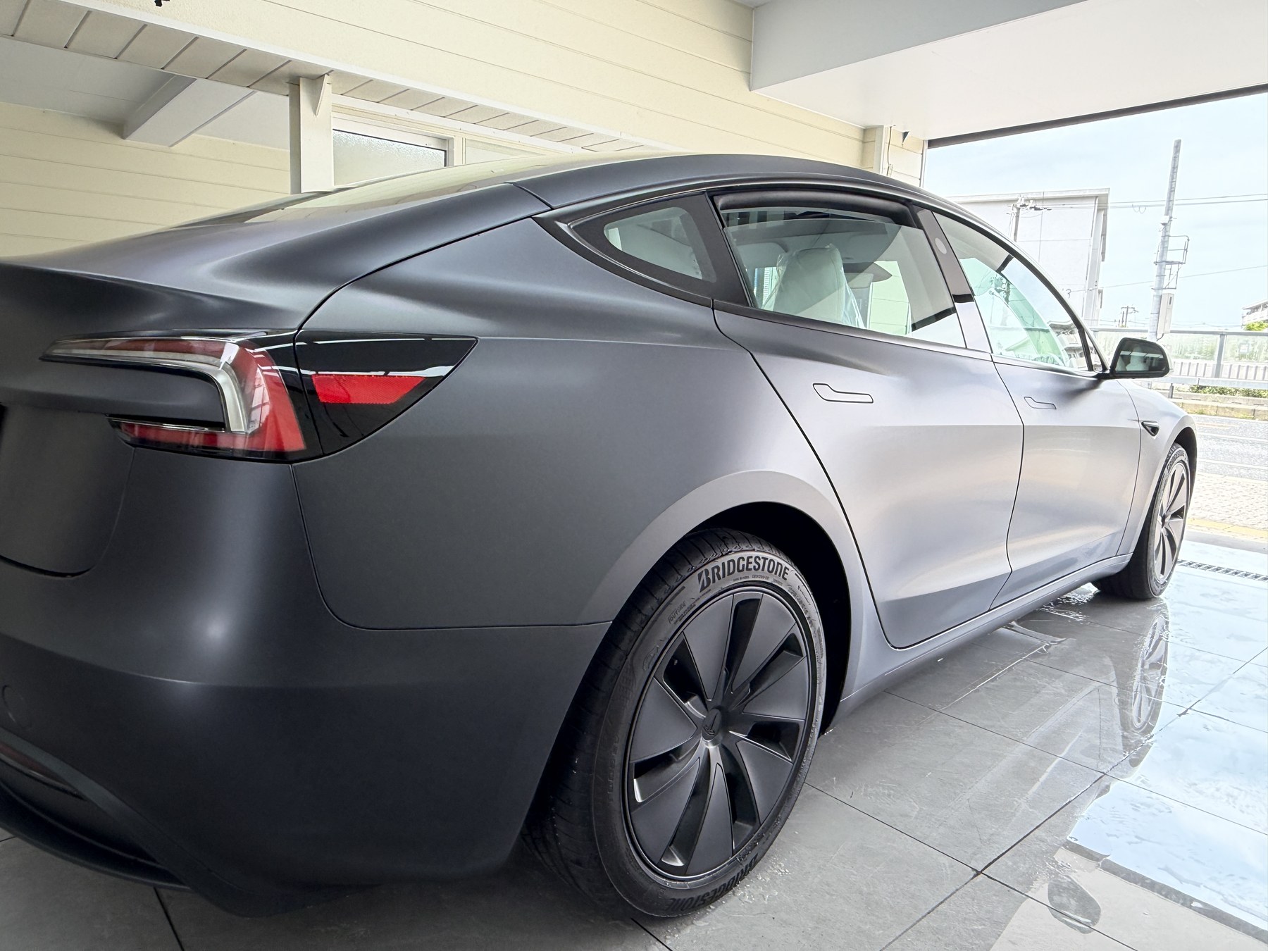 テスラ Model 3 サテン透明PPF施工後 サイド