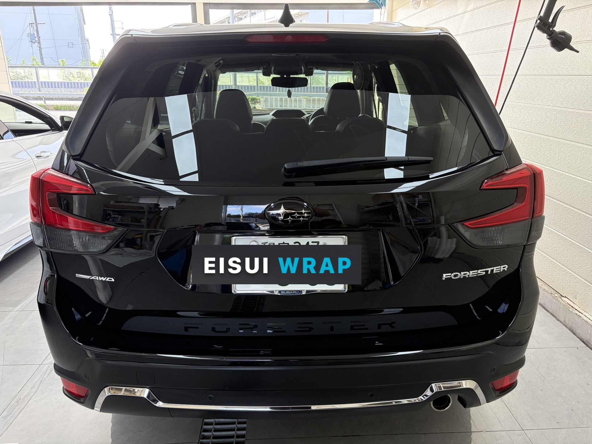 2019 Subaru Forester Premium (SK9) after EISUI clear PPF: Rear view of the Forester and tailgate