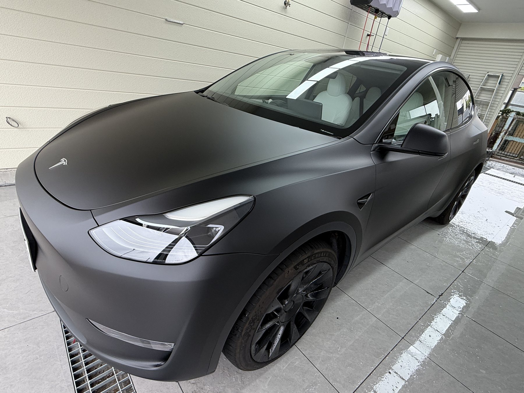2024 Tesla Model Y Pearl White to Matte Black EISUI Color PPF in Osaka by EISUI WRAP