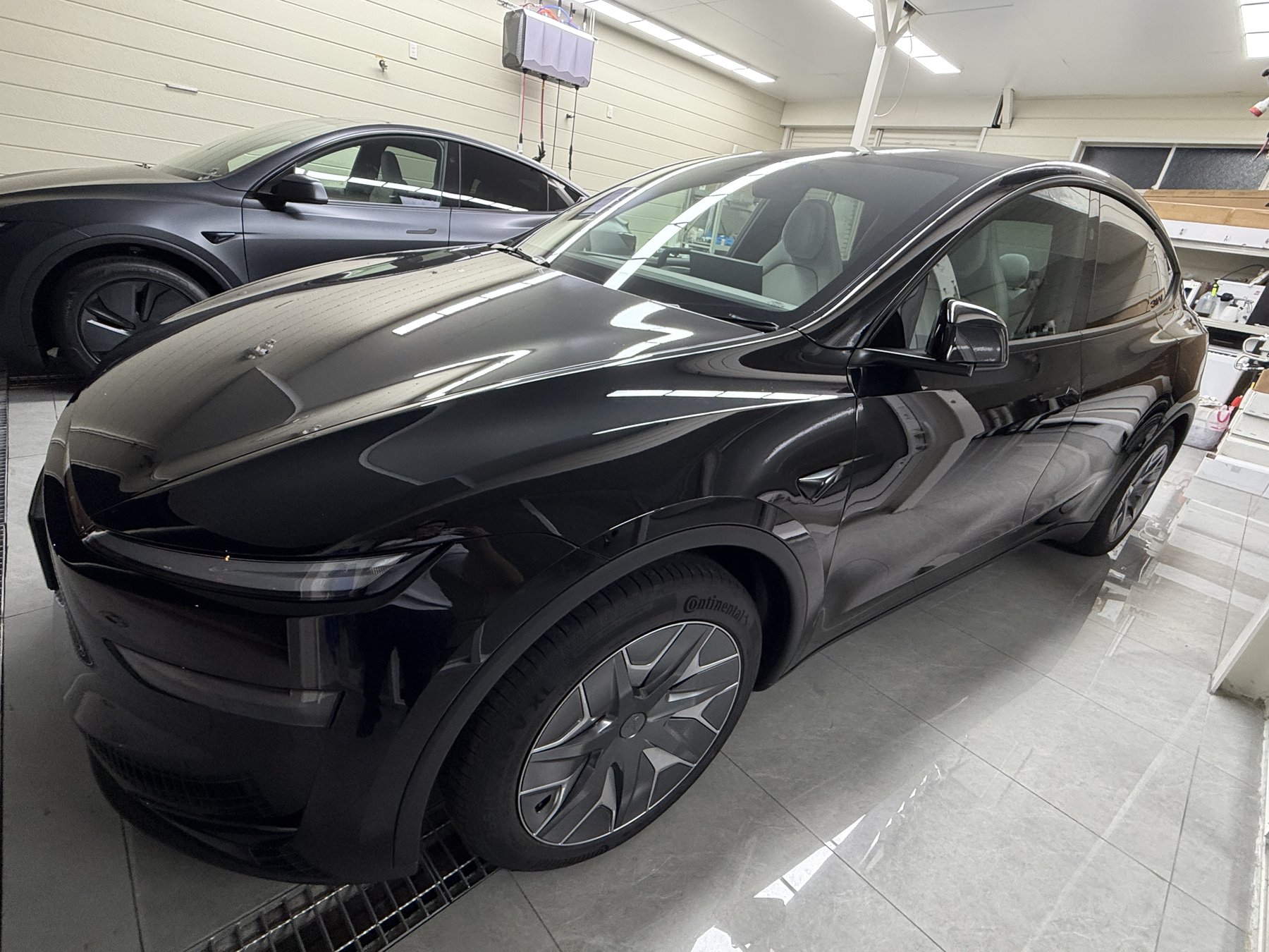 Tesla Model Y L before matte PPF