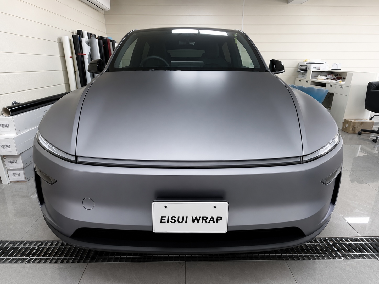 テスラ Model Y ステルスグレー 透明マットPPF施工後 正面