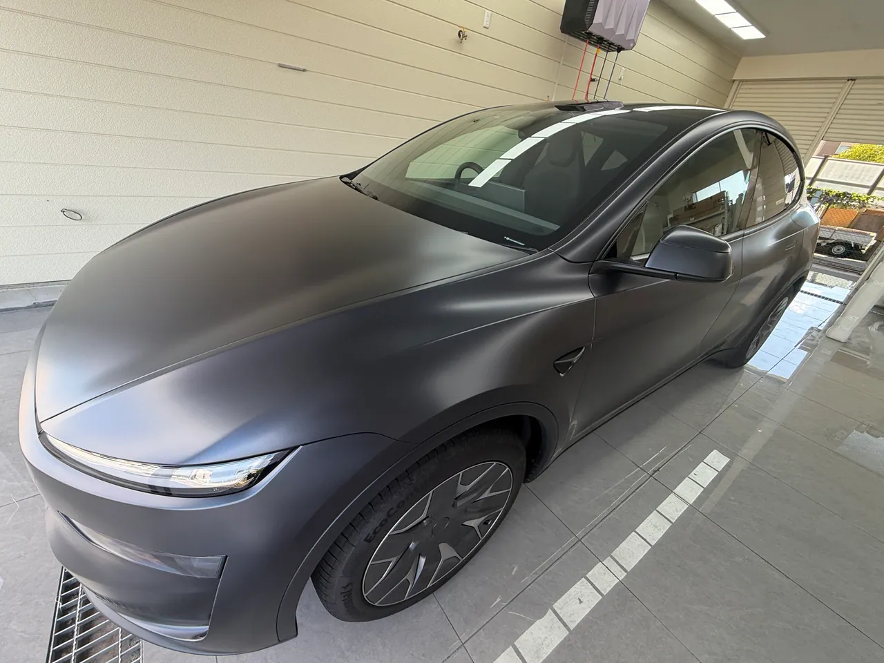 Osaka customer’s 2026 Tesla Model Y L Stealth Grey after EISUI satin clear PPF installation