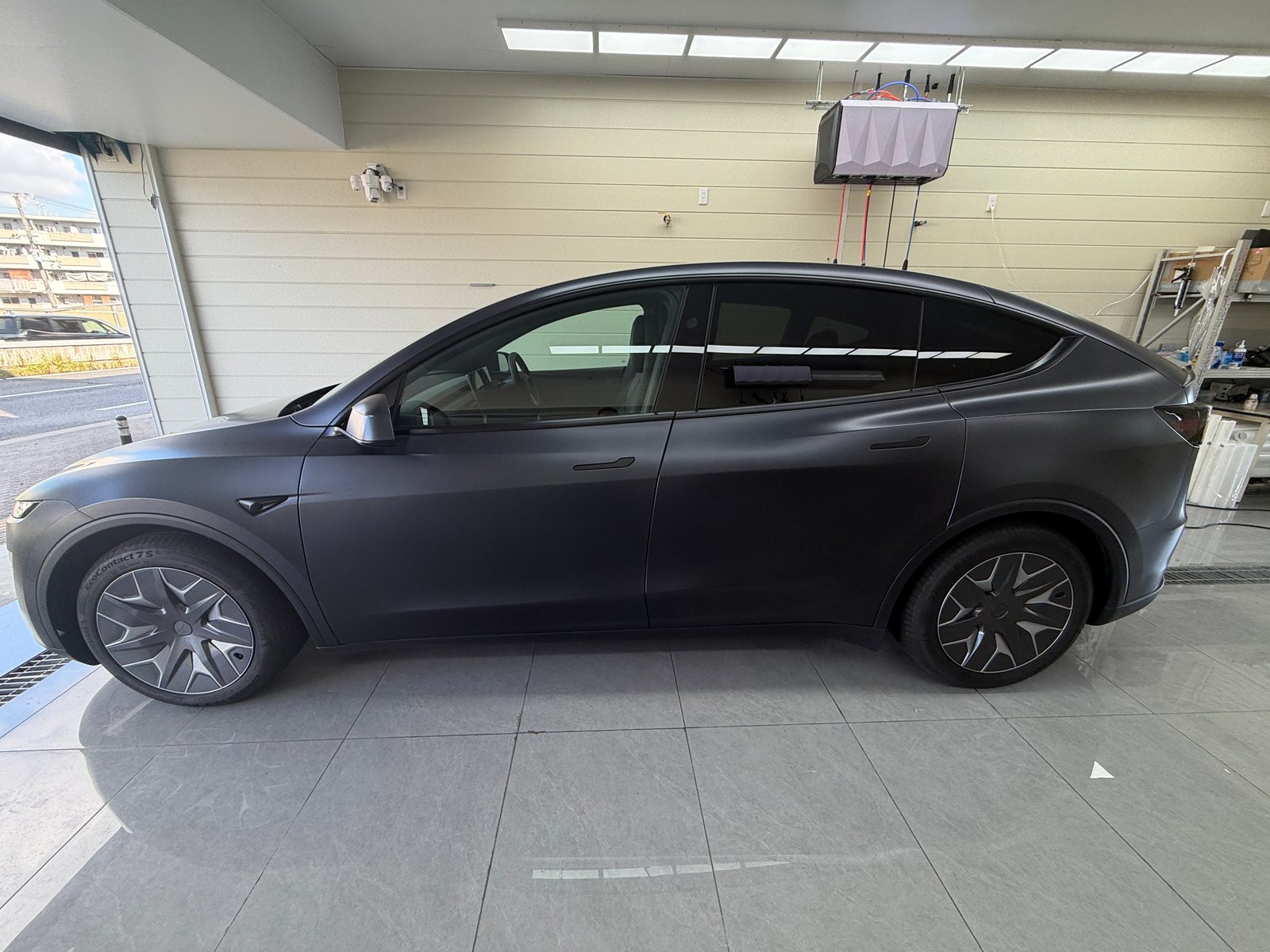 2026 Tesla Model Y L Stealth Grey, After: complete side view