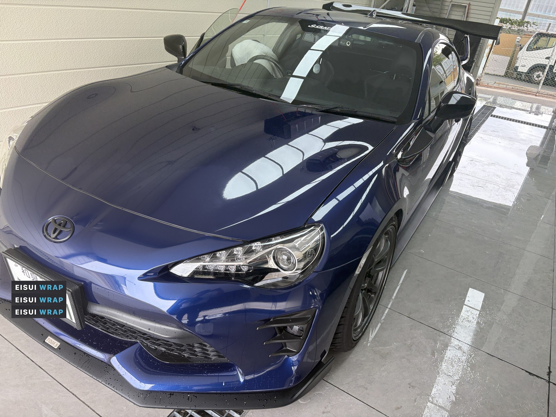 2020 Toyota 86 GT, front quarter 1, blue bonnet before wrapping